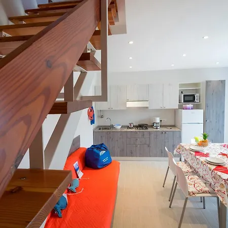 بيت للعطل Villaggio Michelangelo بيبيوني